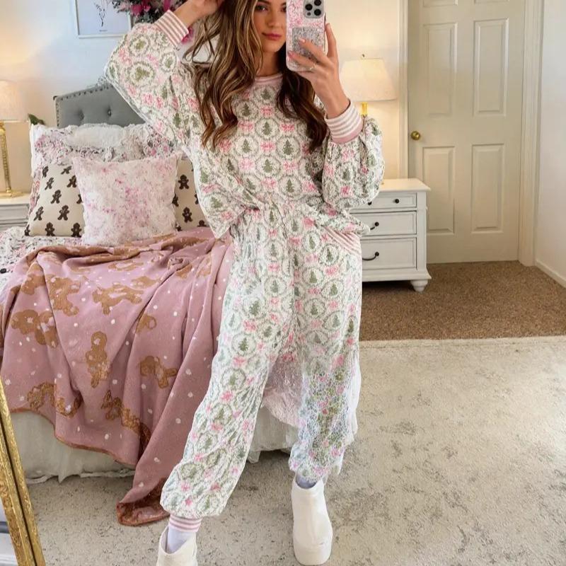Auloria™ - Cozy Christmas Bow Print Loungewear Set
