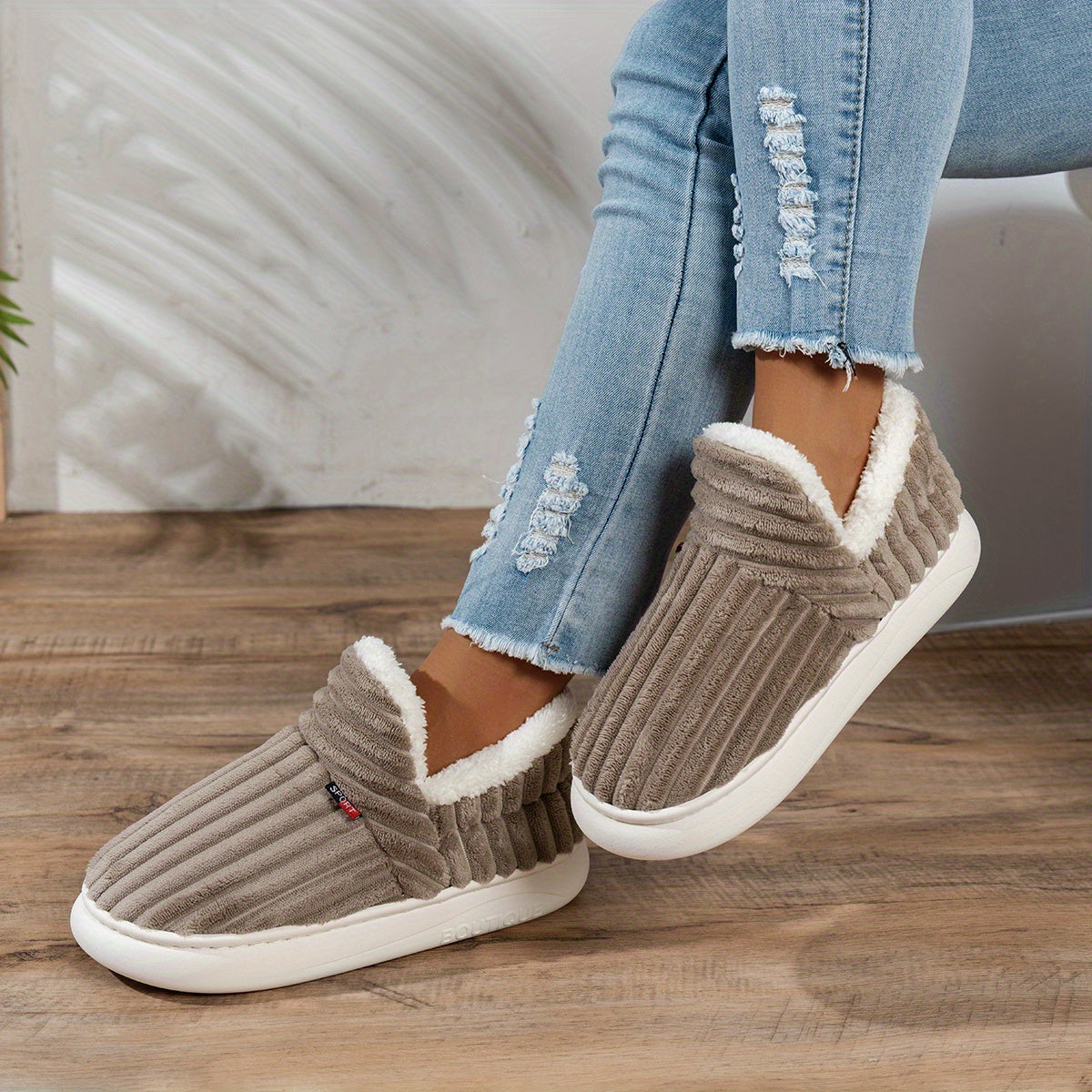 Hayden Zuri™ | Cozy Comfort Slippers